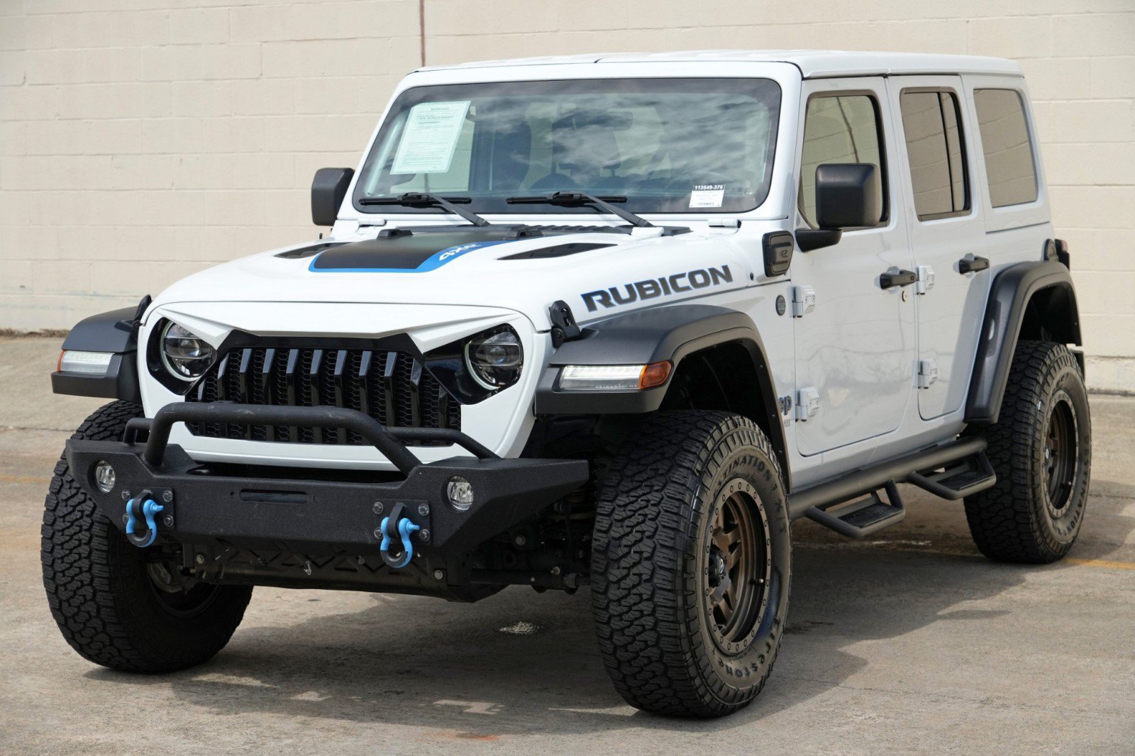 Used 2022 Jeep Wrangler Unlimited Rubicon 4xe w/ Cold Weather Group AWD/4WD image 52