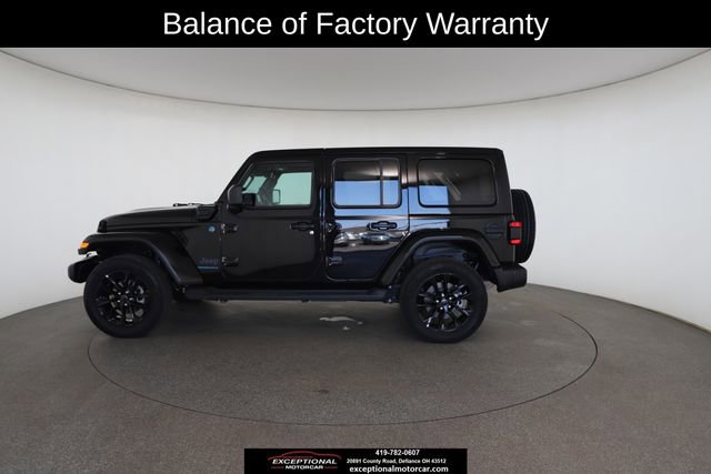 Used 2025 Jeep Wrangler Unlimited Sahara image 7