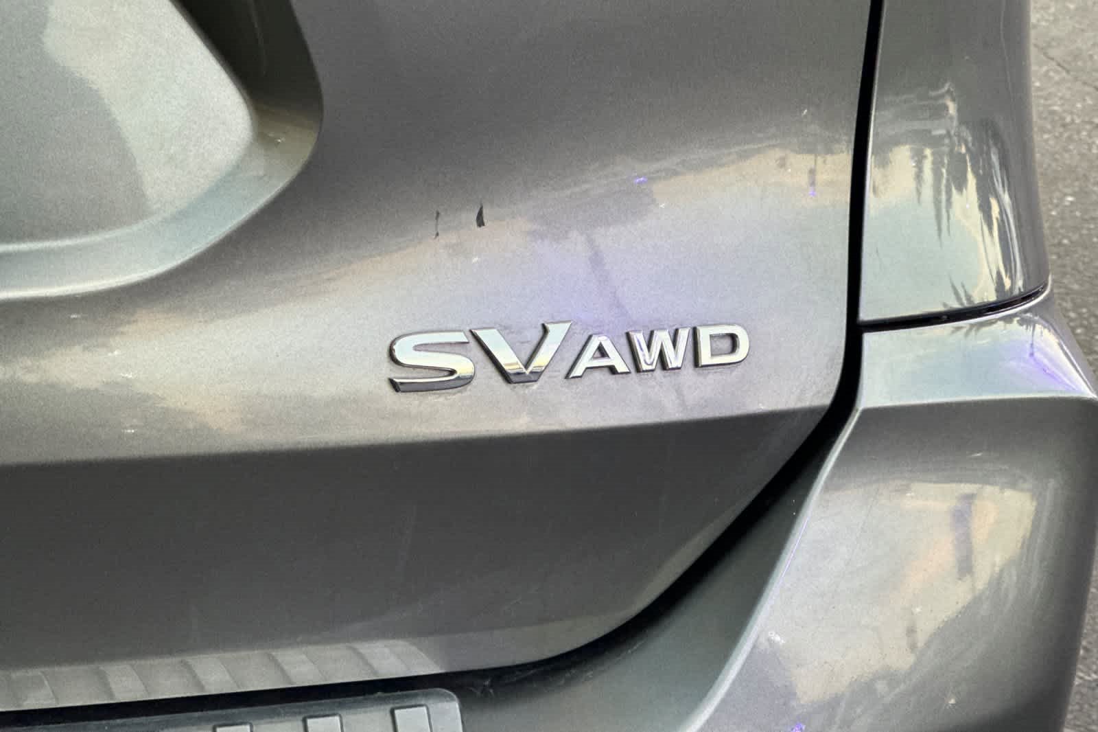 Used 2018 Nissan Rogue SV image 26