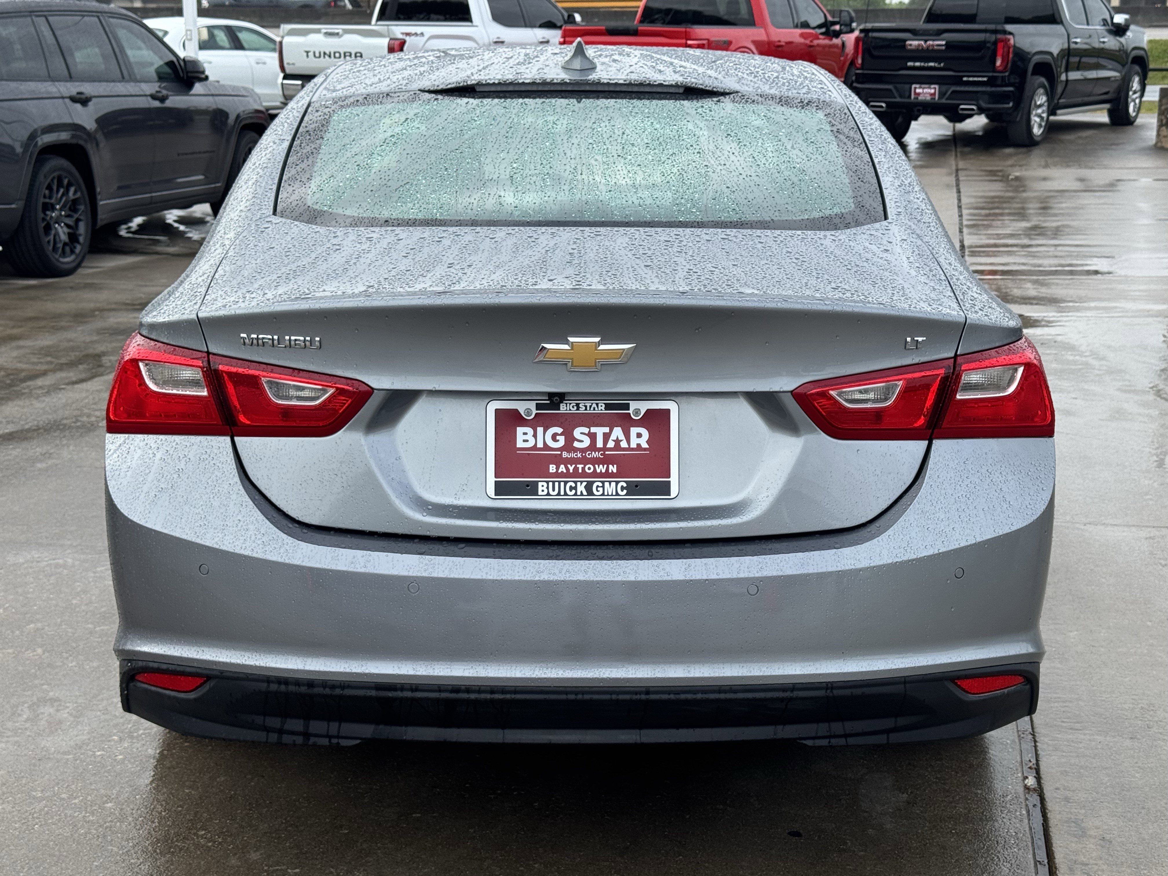 Used 2024 Chevrolet Malibu LT FWD image 9