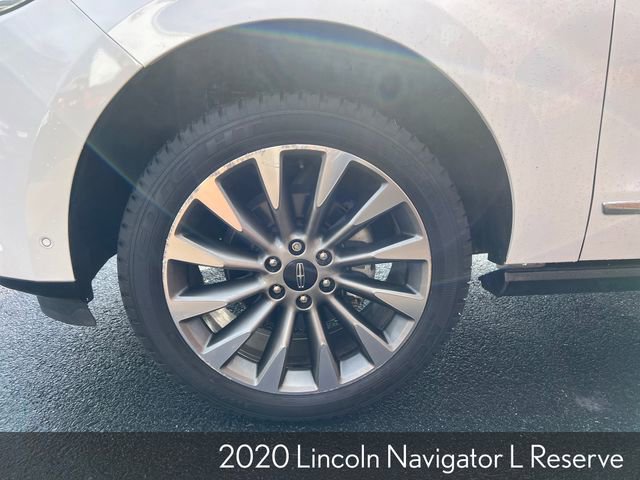 Used 2020 Lincoln Navigator L Reserve w/ Luxury Package image 11