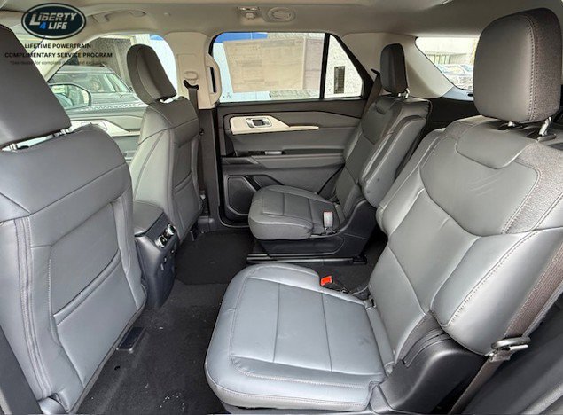 New 2026 Ford Explorer Active w/ Active Comfort Package AWD/4WD image 13