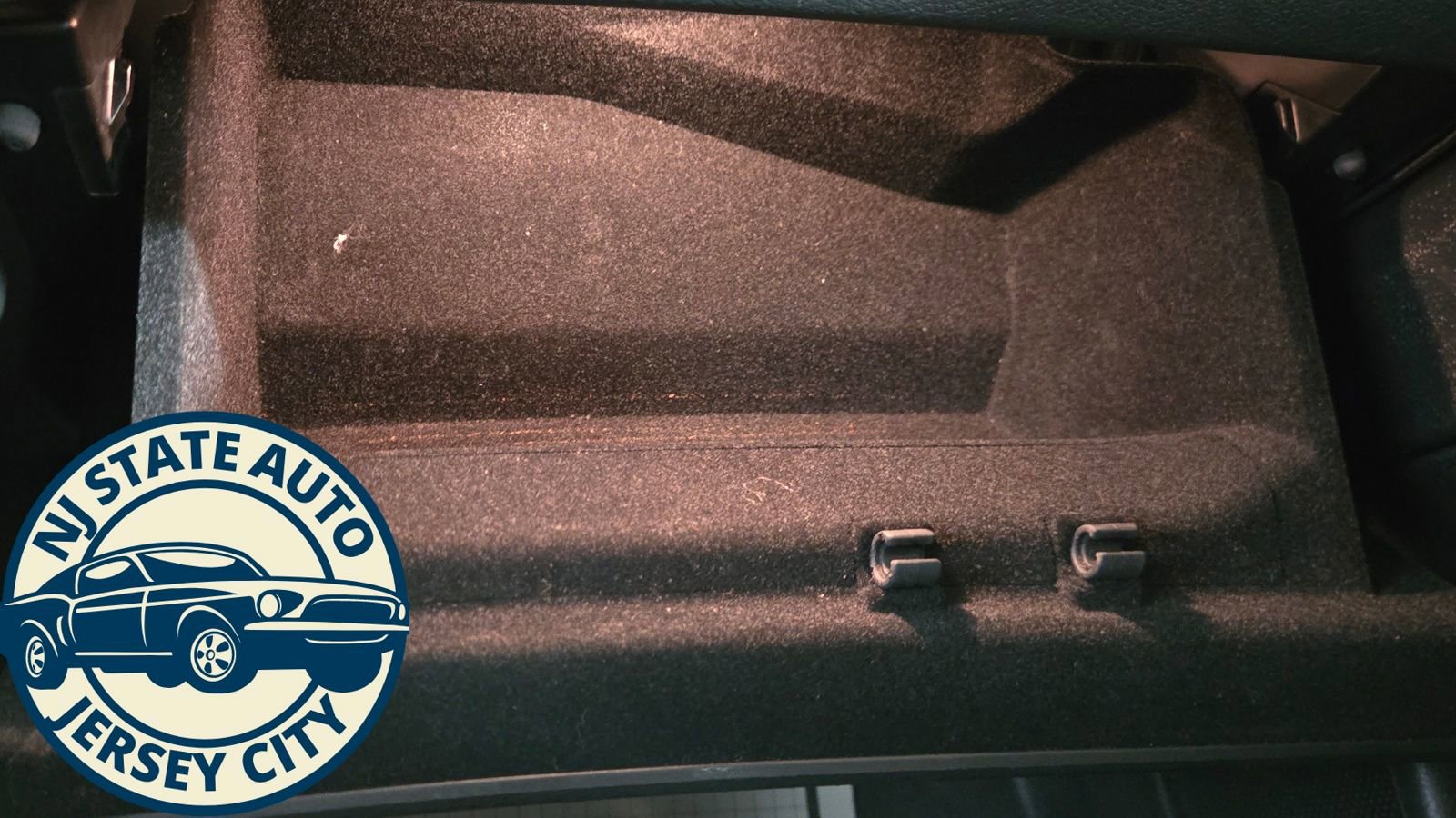 Used 2018 INFINITI QX30 AWD image 19