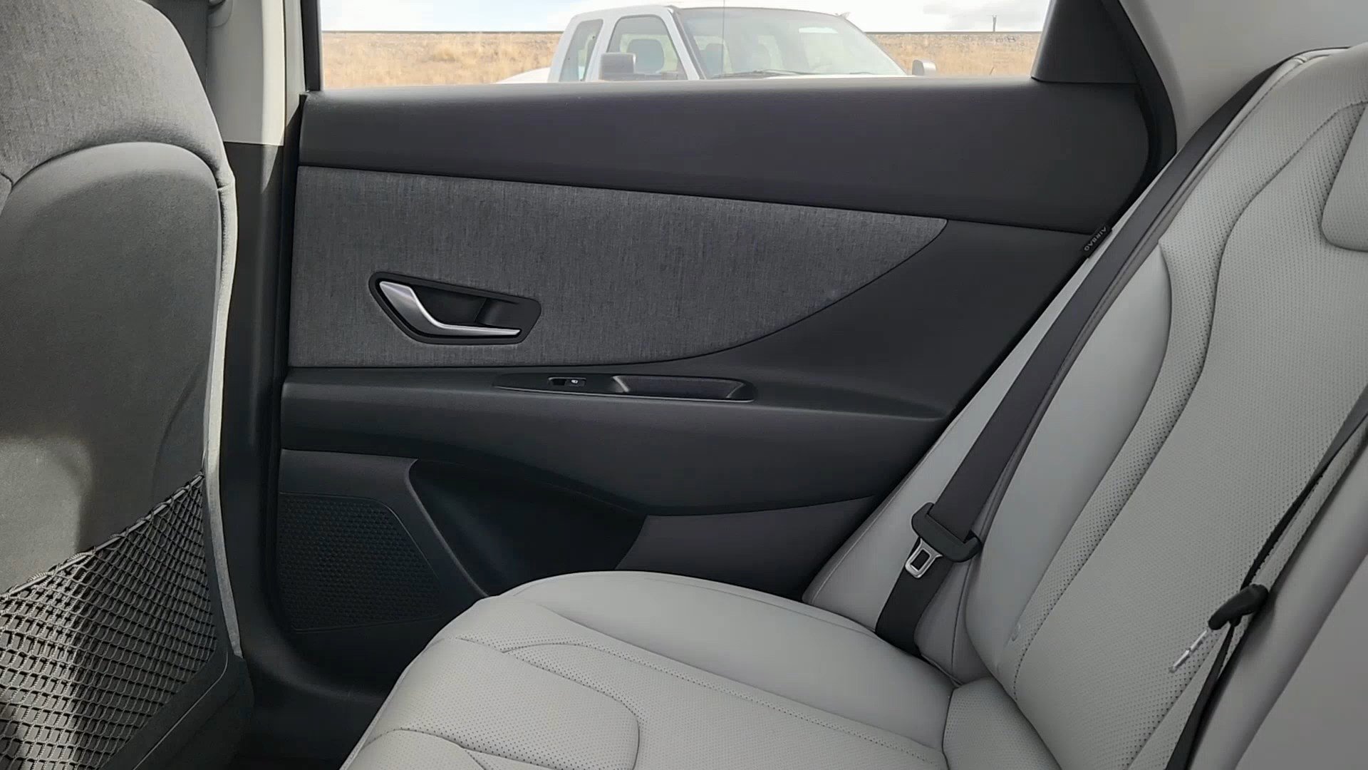 New 2026 Hyundai Elantra Limited image 16