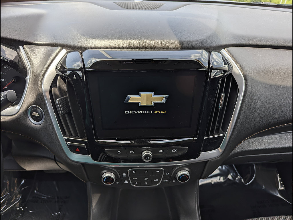 Used 2019 Chevrolet Traverse LT w/ LPO, Floor Liner Package AWD/4WD image 31
