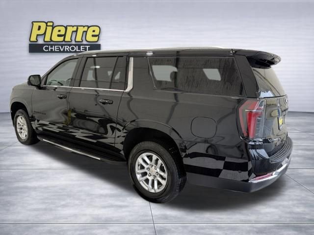 New 2026 Chevrolet Suburban LS w/ LPO, Dark Essentials Package video 2