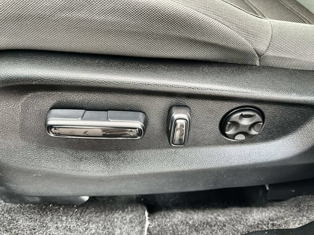 Used 2020 Honda CR-V EX image 16