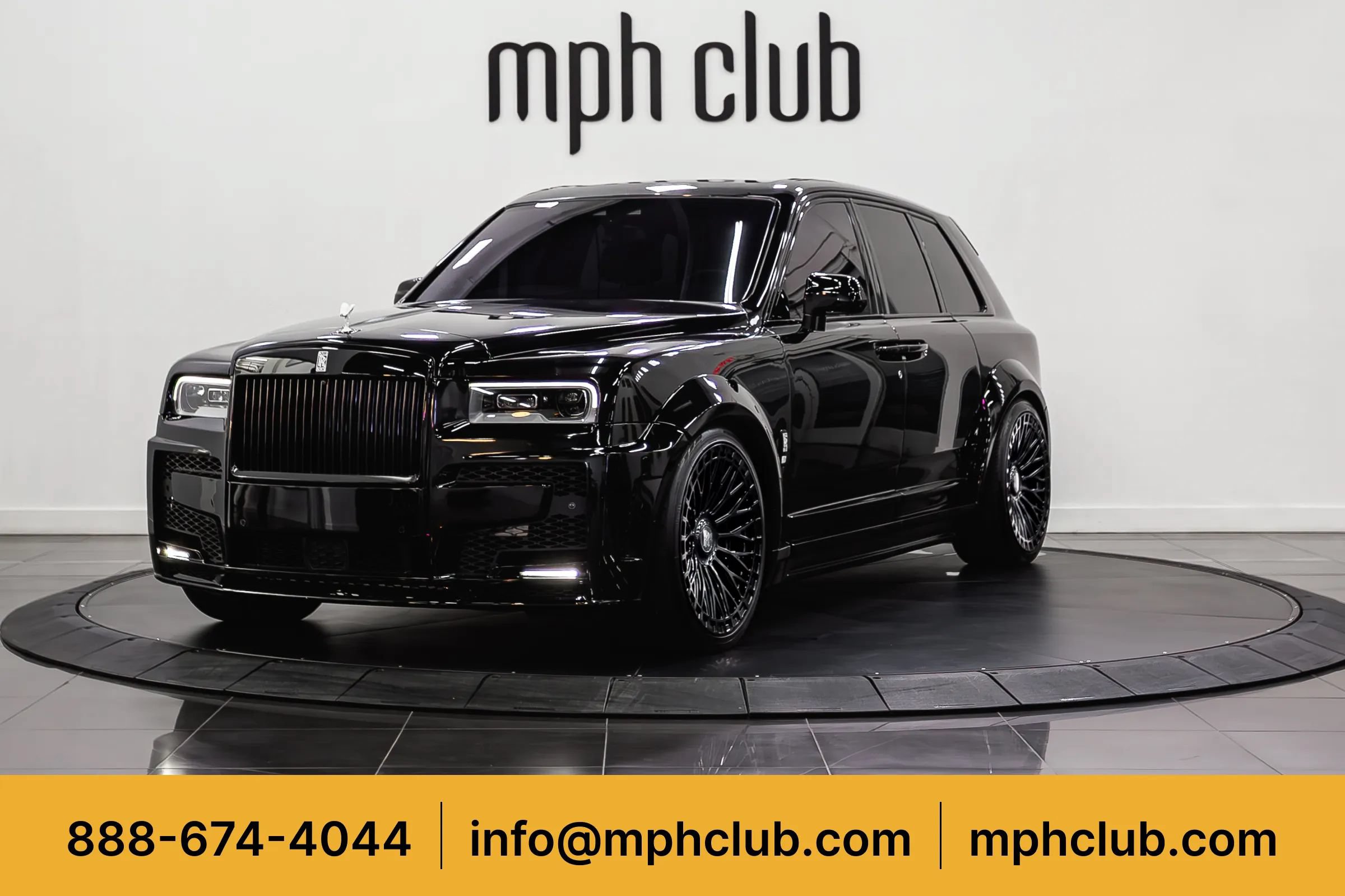 Used 2021 Rolls-Royce Cullinan AWD/4WD image 1
