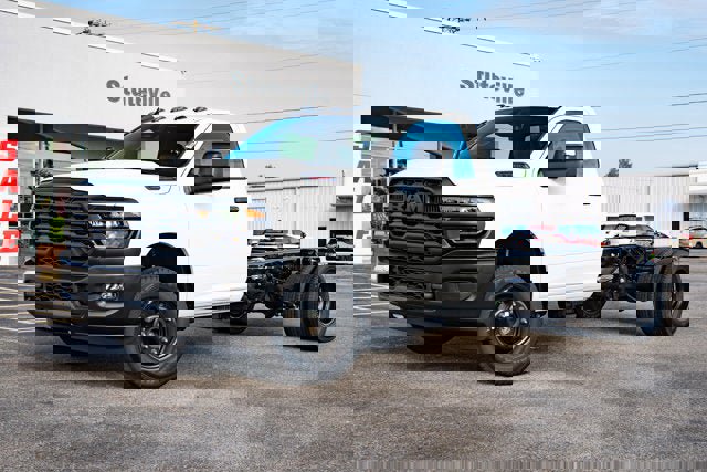 New 2026 RAM 3500 Tradesman video 1