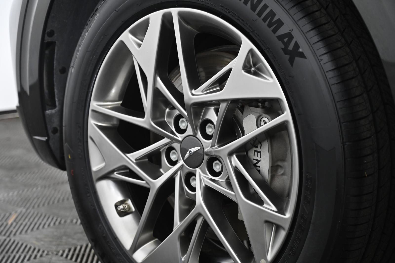 Used 2025 Genesis GV70 2.5T image 36