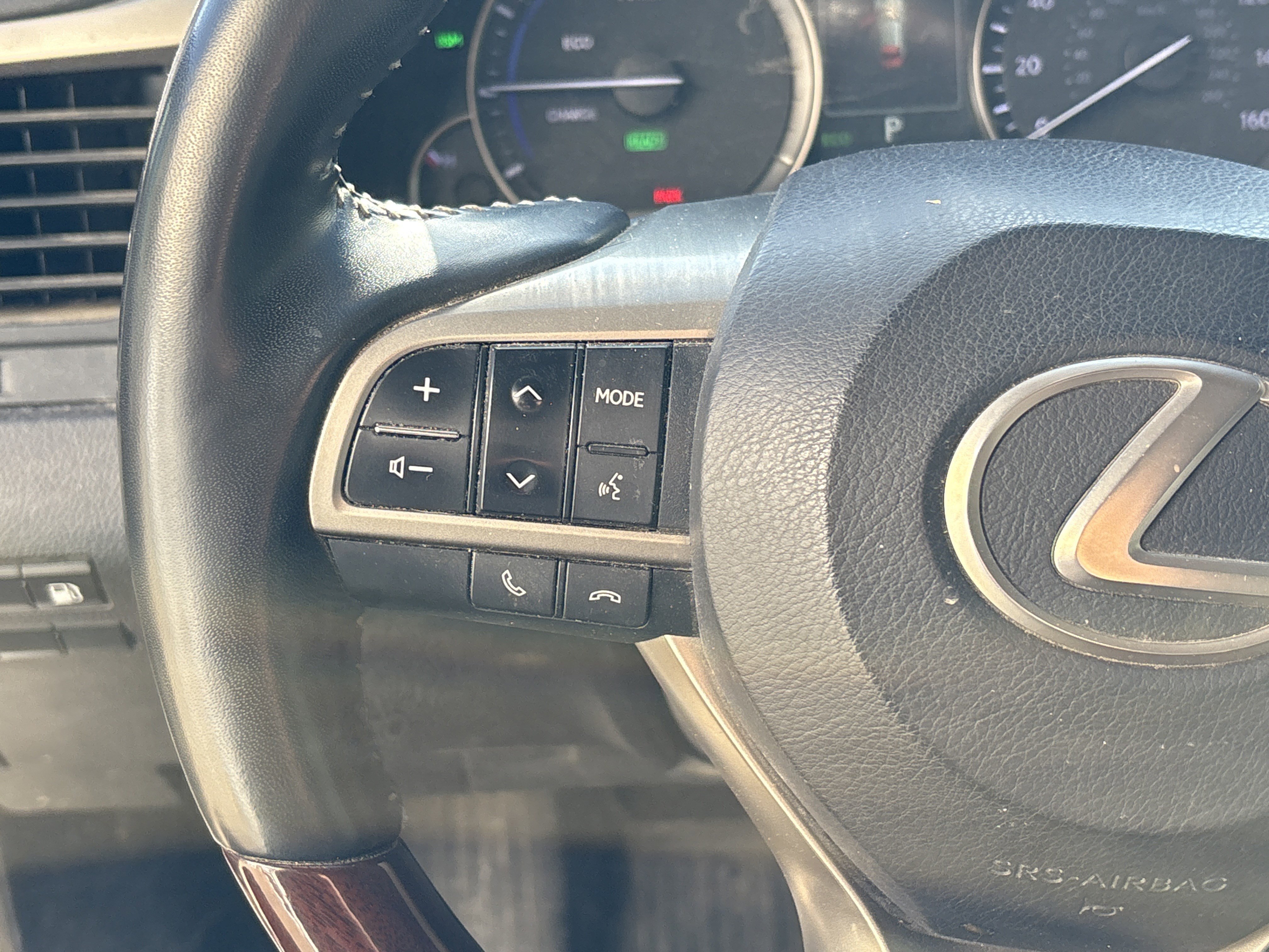 Used 2019 Lexus RX 450h AWD w/ Navigation Package image 19