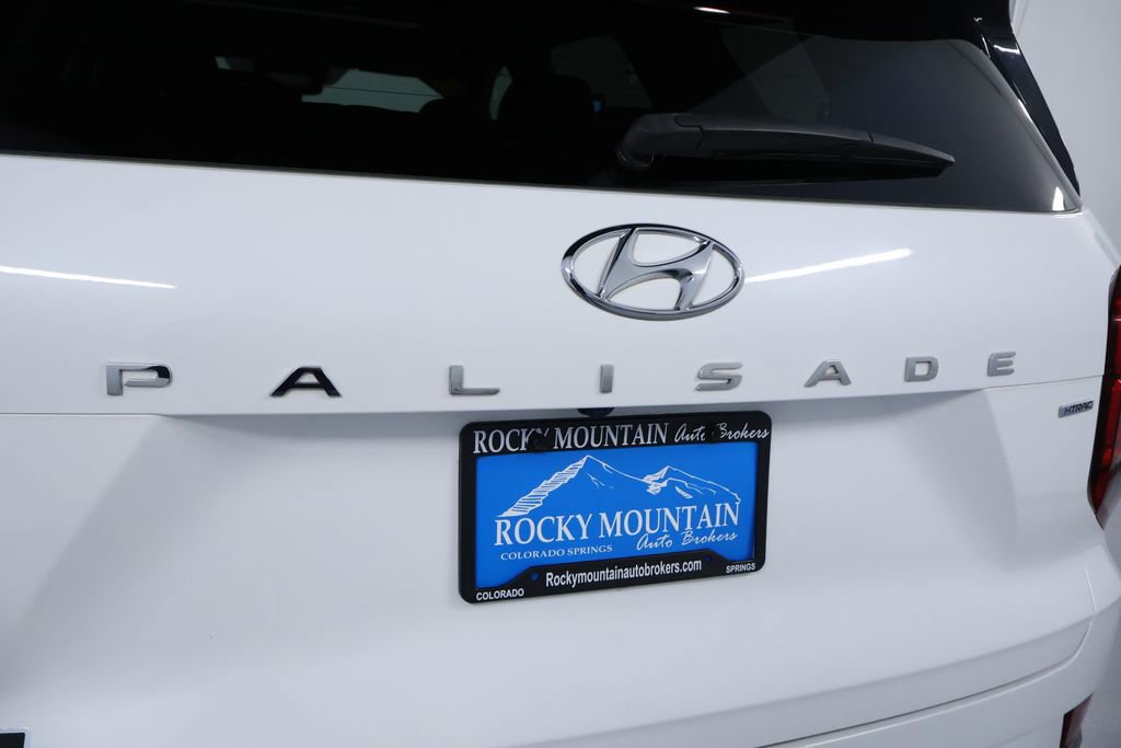 Used 2022 Hyundai Palisade Calligraphy image 10