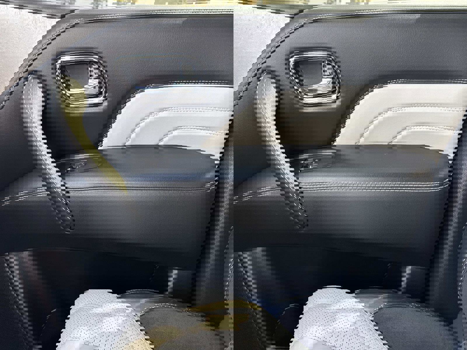 Used 2019 INFINITI QX80 Limited image 23