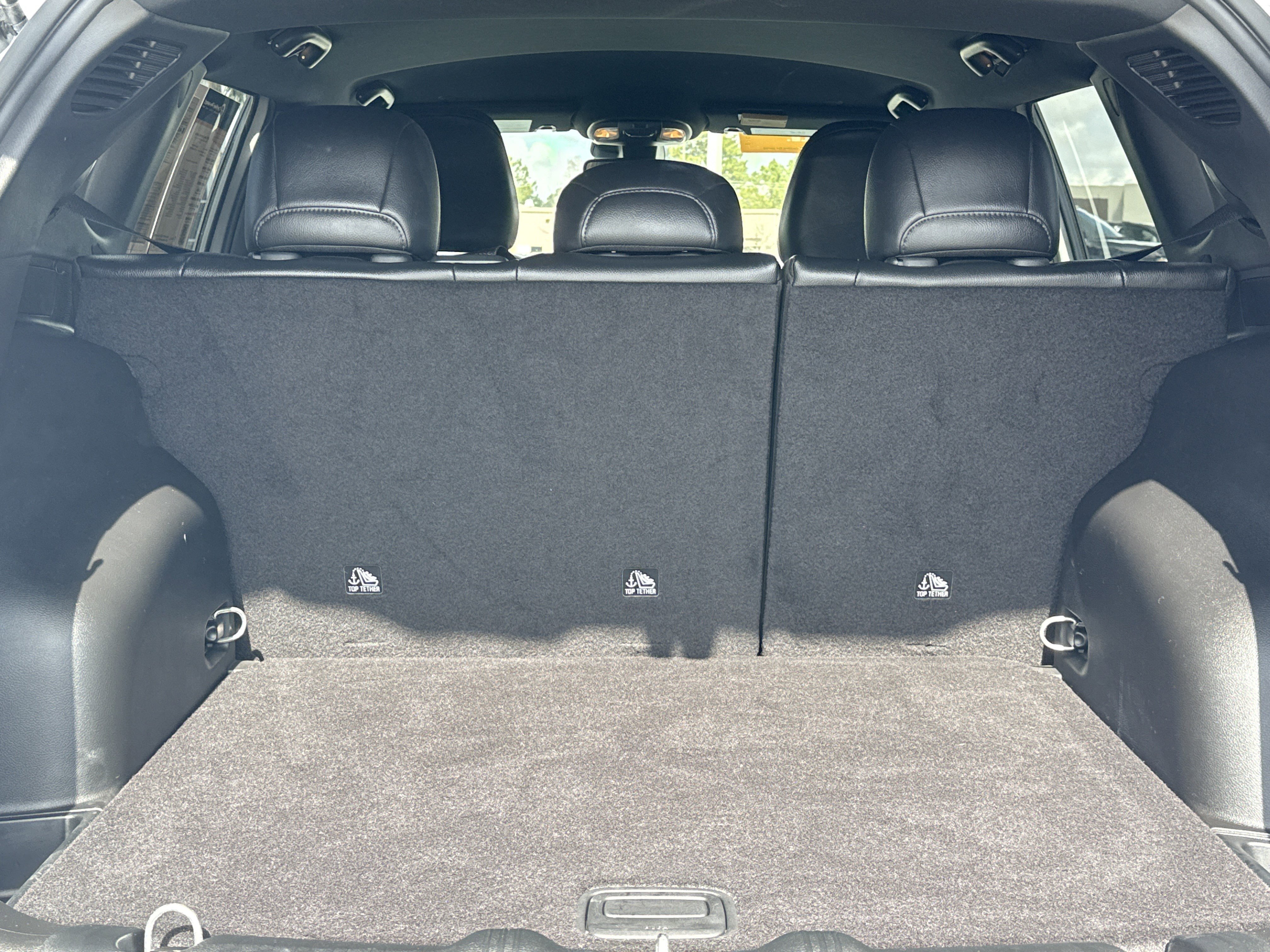 Used 2025 Jeep Compass Latitude image 29