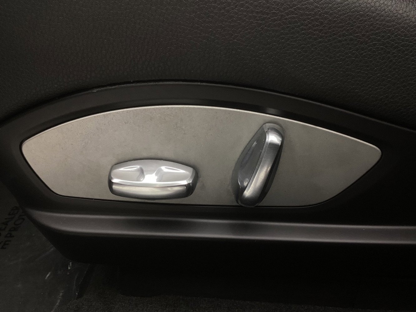 Used 2013 Porsche Panamera S image 36