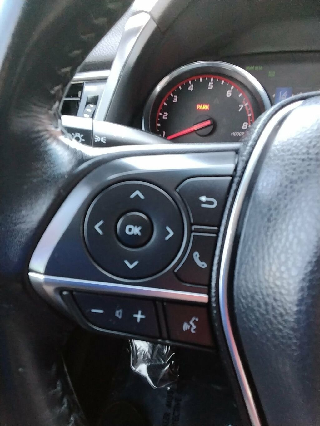 Used 2019 Toyota Camry XSE FWD image 15