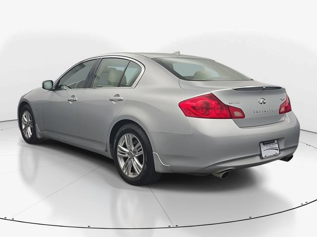 Used 2015 INFINITI Q40 w/ Moonroof Package image 7