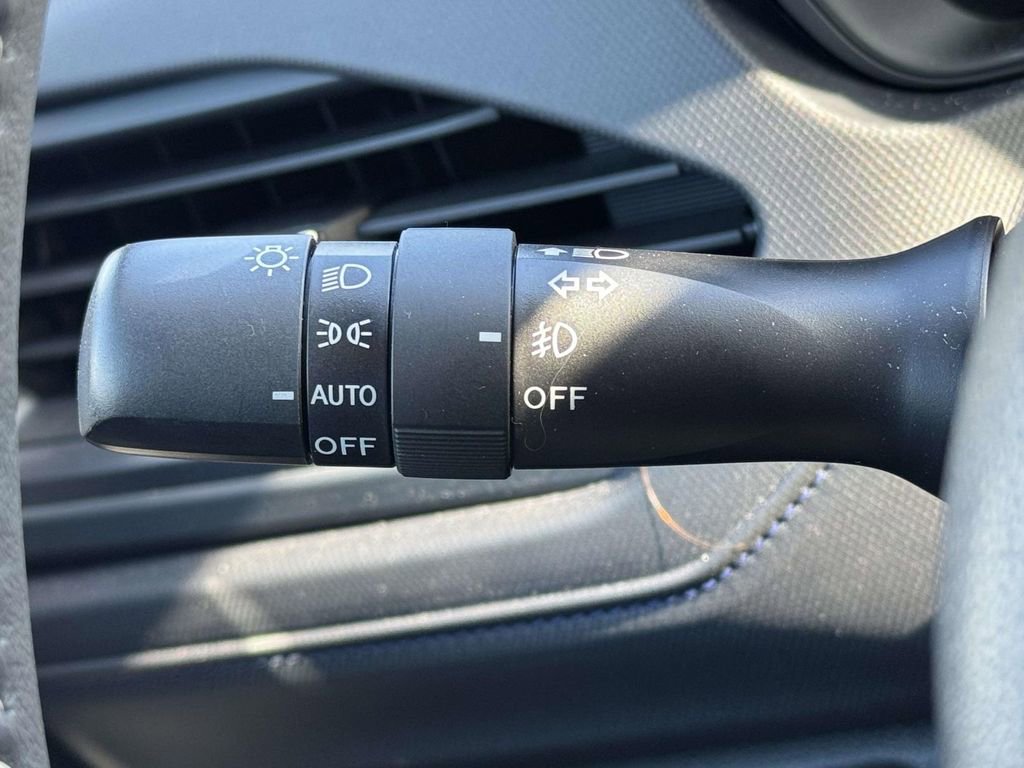 Used 2025 Subaru Forester Limited AWD/4WD image 21