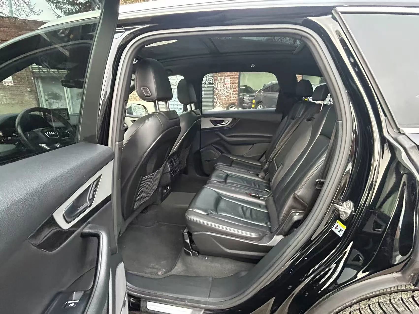 Used 2019 Audi Q7 2.0T Premium Plus w/ Premium Plus Package image 24