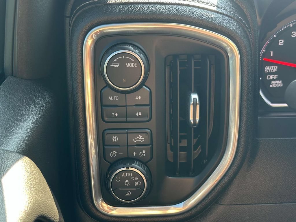 Used 2021 Chevrolet Silverado 1500 LT Trail Boss w/ Convenience Package II AWD/4WD image 26