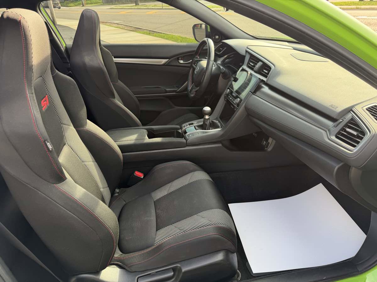 Used 2018 Honda Civic Si image 17