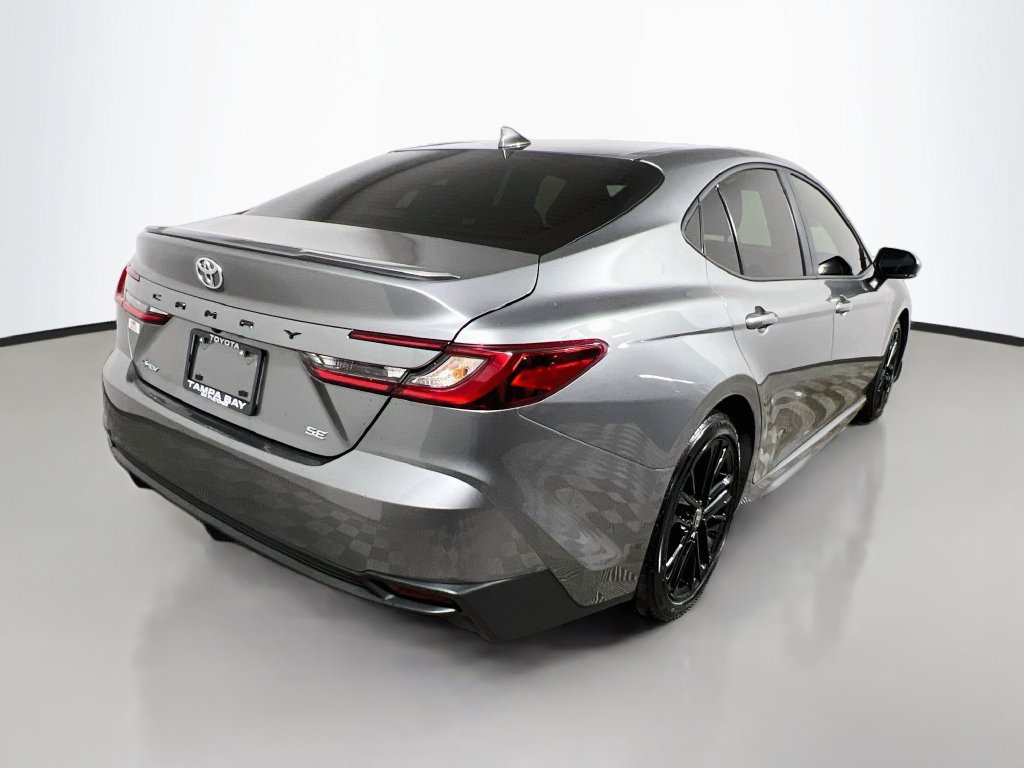 Used 2026 Toyota Camry SE w/ Convenience Package FWD image 3