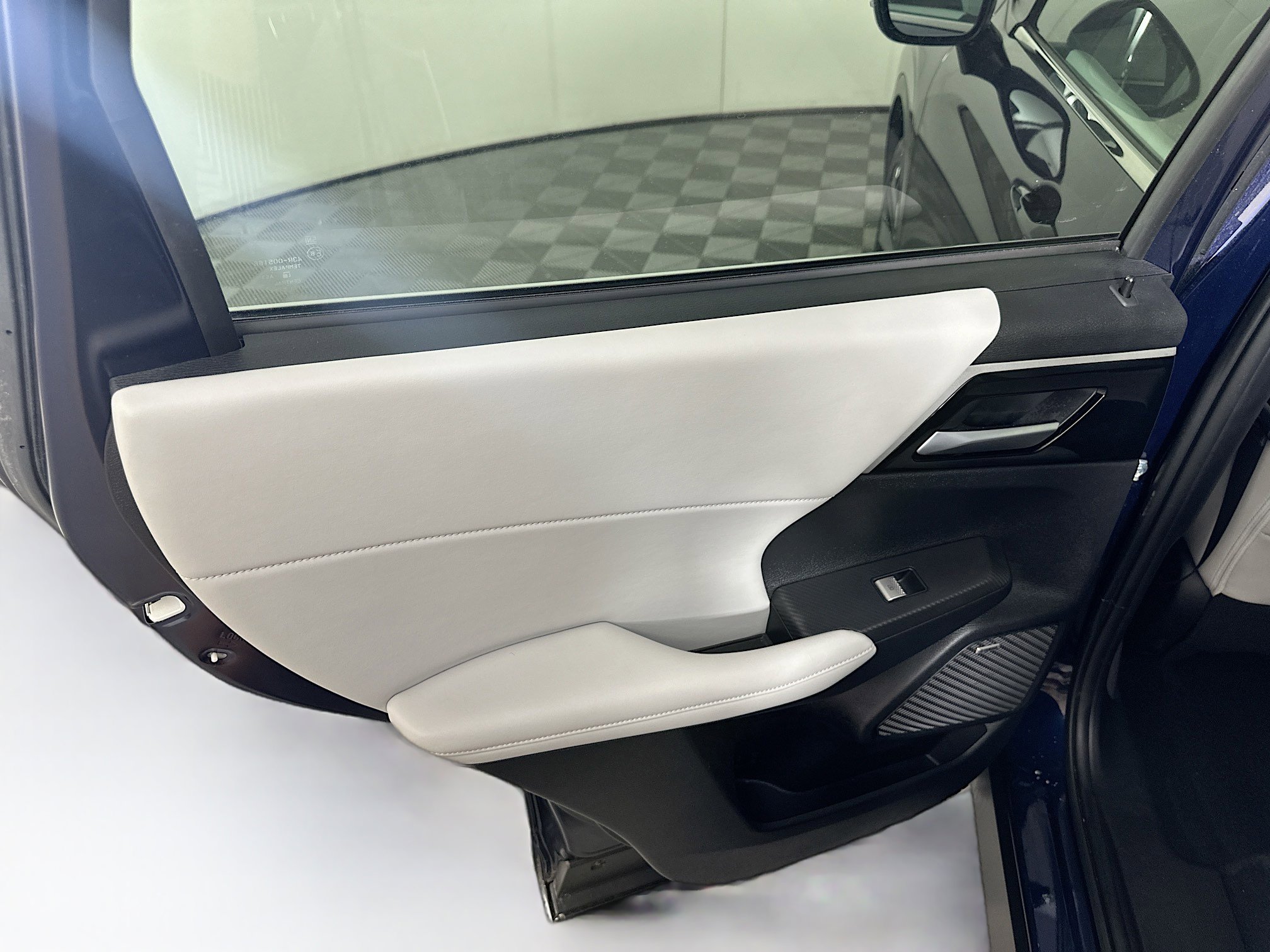 Used 2025 Mitsubishi Outlander SE image 27