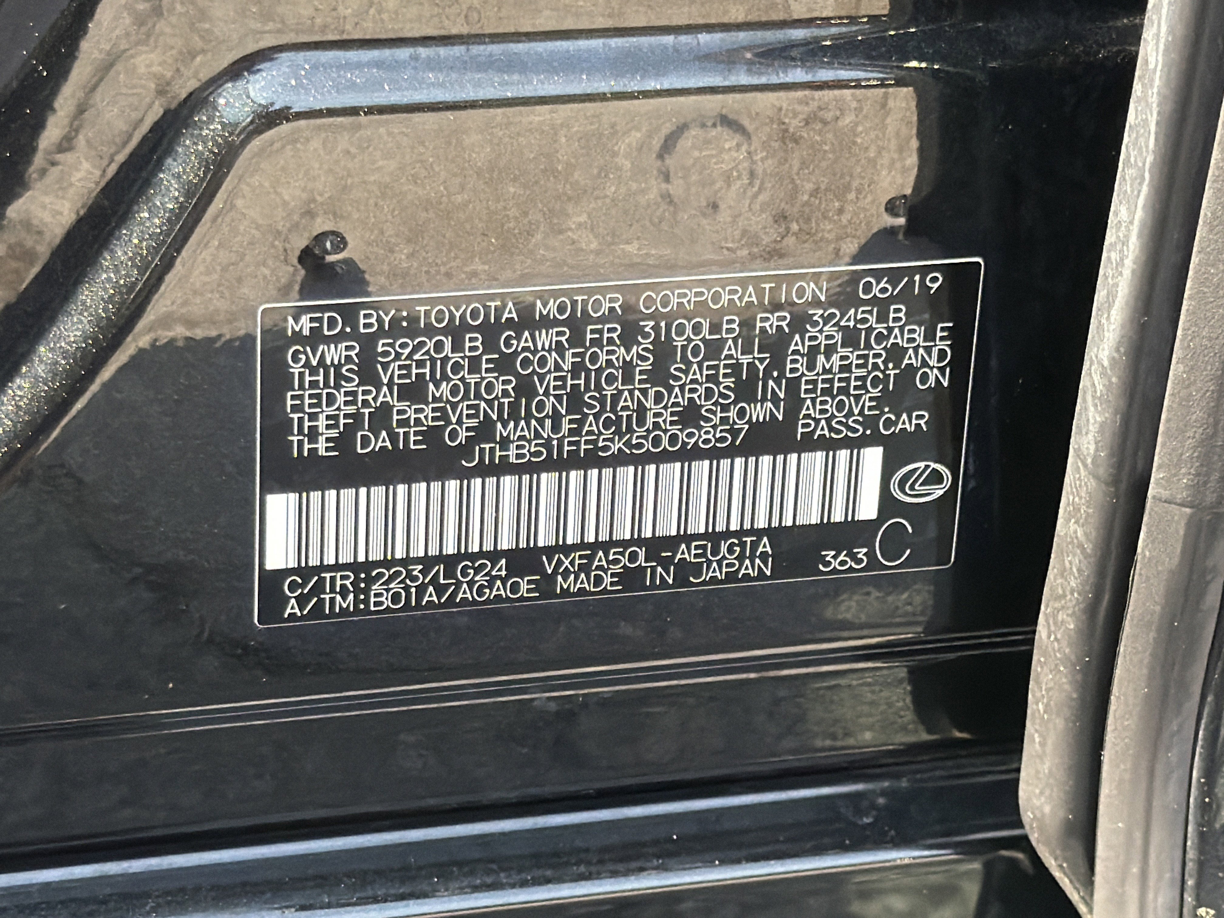 Used 2019 Lexus LS 500 w/ Interior Upgrade Package image 38