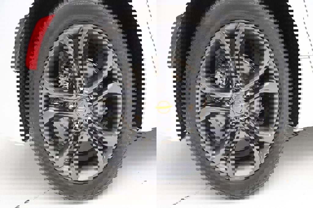 Used 2024 Chrysler Pacifica Touring-L w/ Road Tripper Package image 10