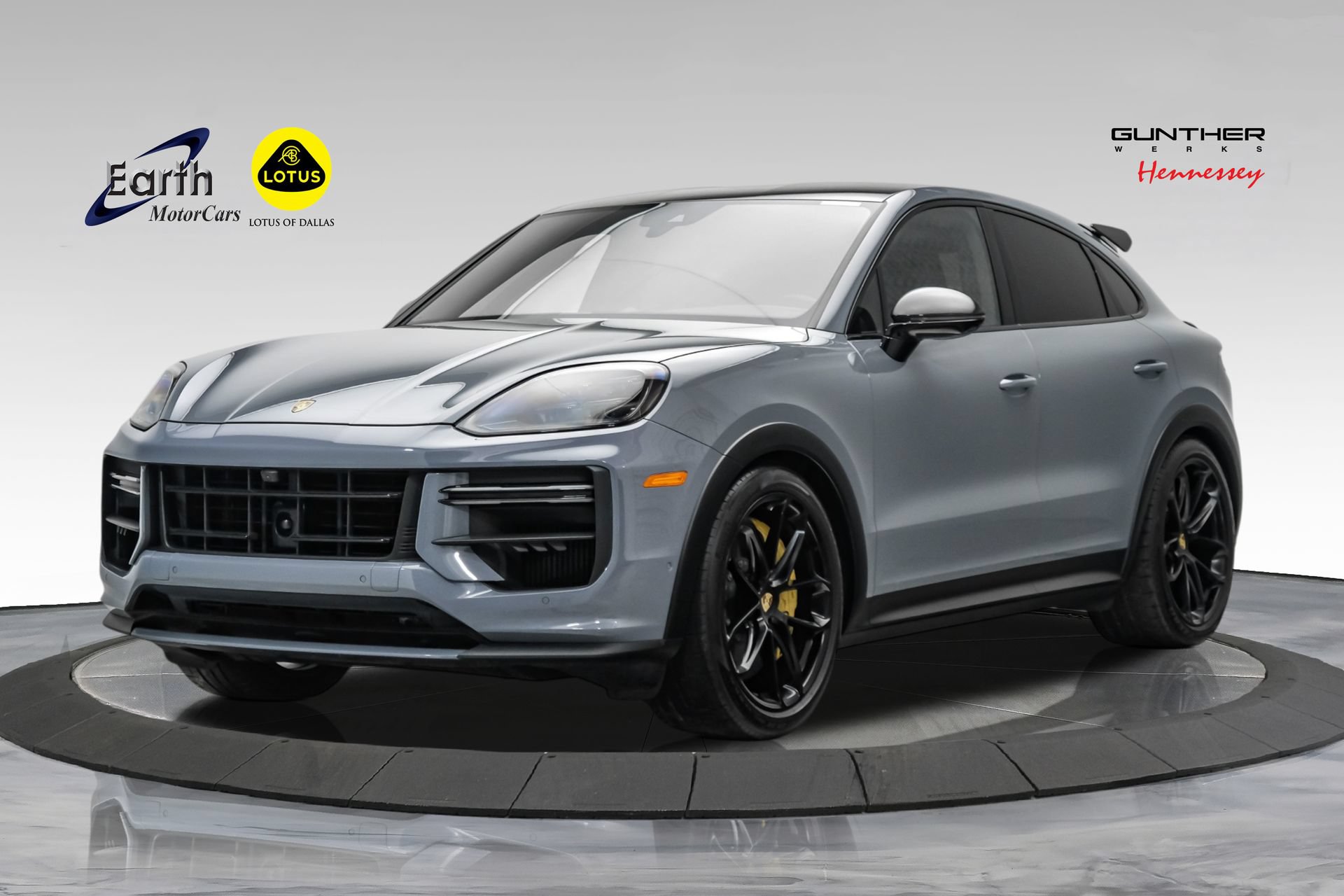 Used 2024 Porsche Cayenne Turbo GT AWD/4WD image 1