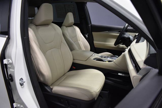Used 2025 INFINITI QX60 Luxe image 14