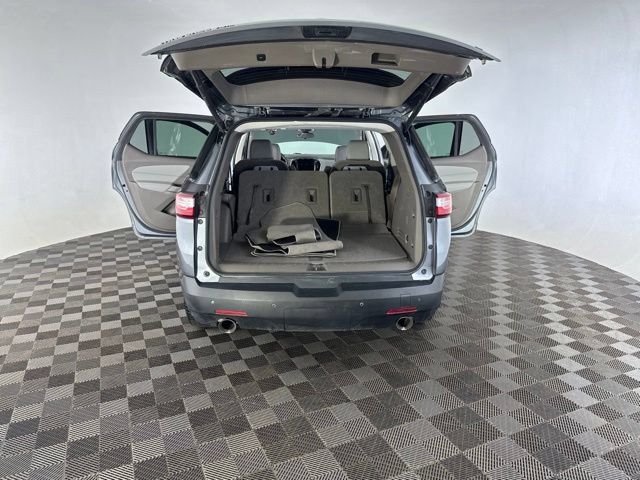 Used 2020 Chevrolet Traverse LT AWD/4WD image 18