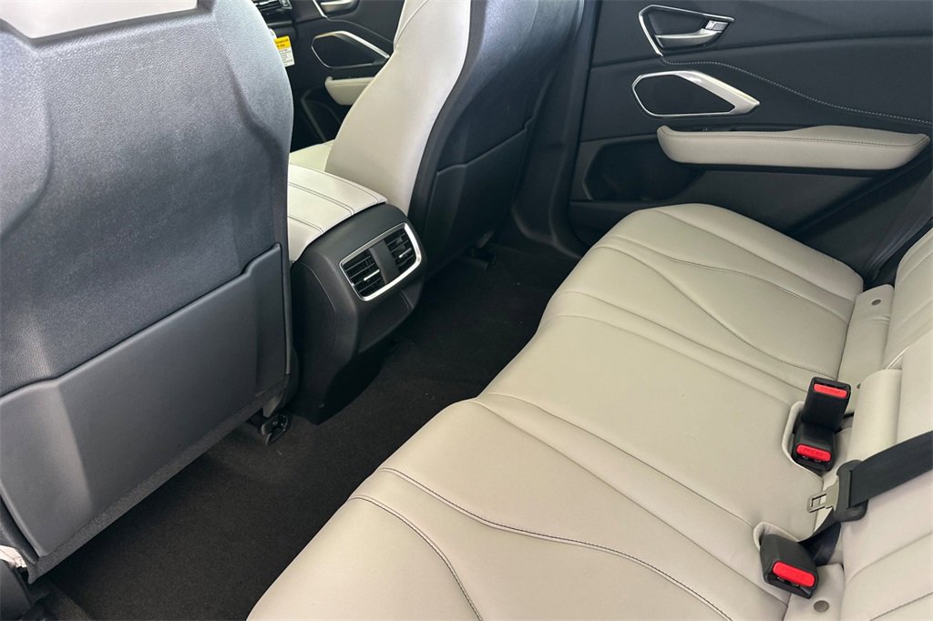 New 2026 Acura RDX SH-AWD image 8