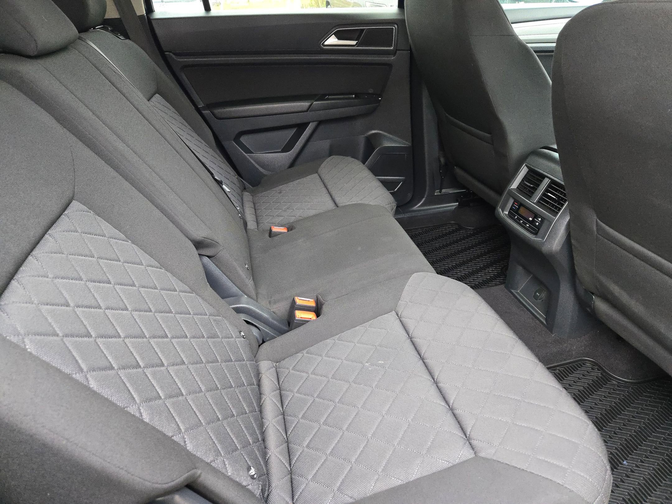 Used 2018 Volkswagen Atlas S image 27