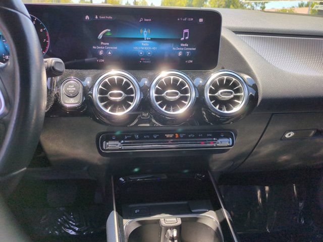 Used 2021 Mercedes-Benz GLA 250 4MATIC image 20