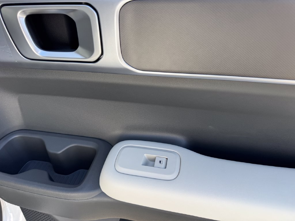 New 2026 Hyundai Santa Fe SE FWD image 15