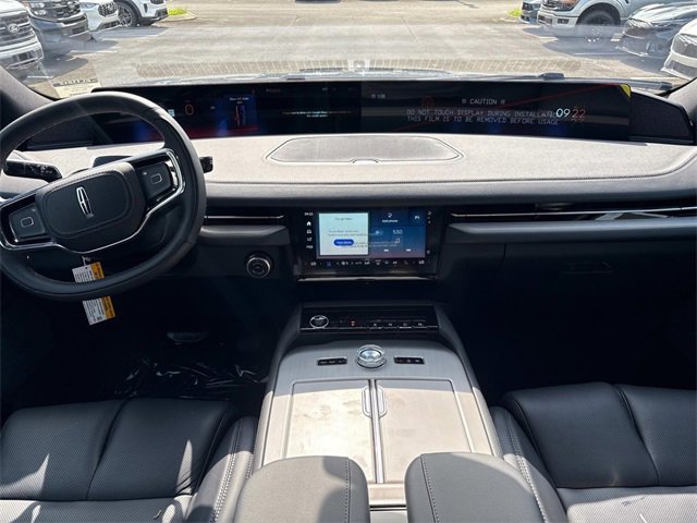 New 2025 Lincoln Navigator Reserve w/ Jet Appearance Package image 16