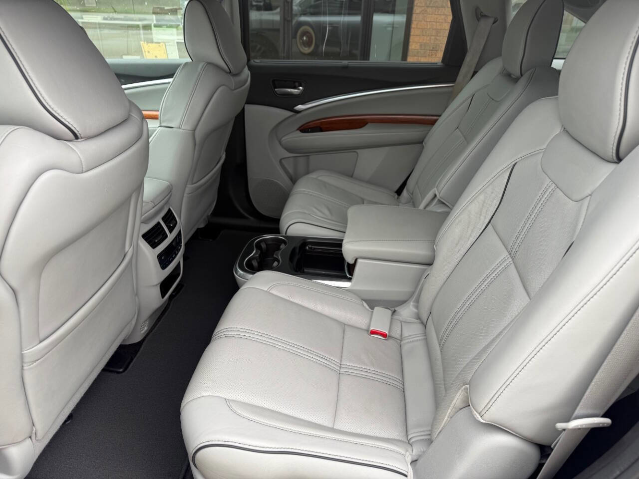 Used 2017 Acura MDX SH-AWD w/ Advance Package image 19