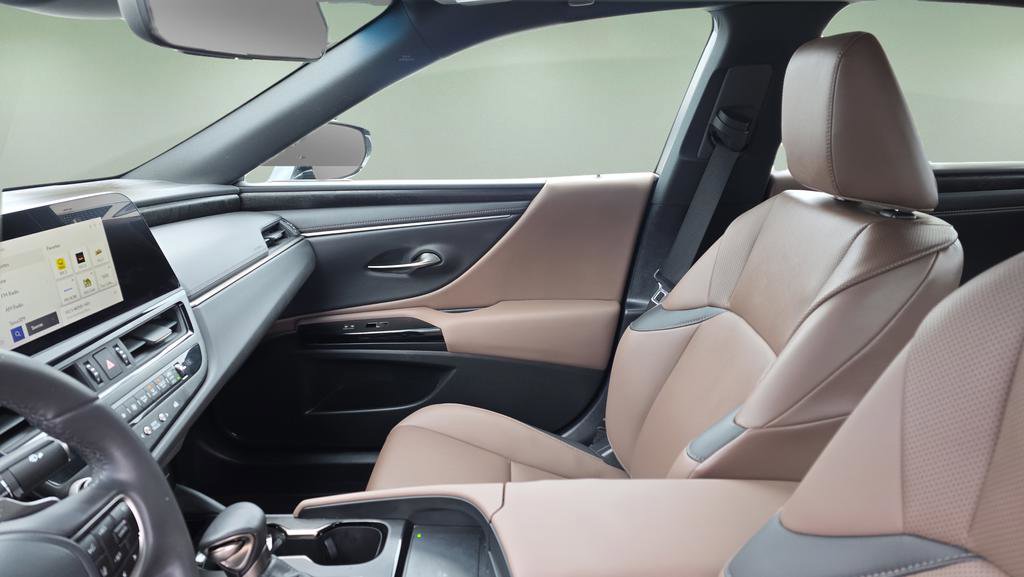 Certified 2024 Lexus ES 350 w/ Premium Package image 12