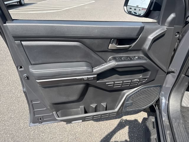Certified 2024 Toyota Tacoma TRD Off-Road w/ TRD Off Road Upgrade Package AWD/4WD image 22