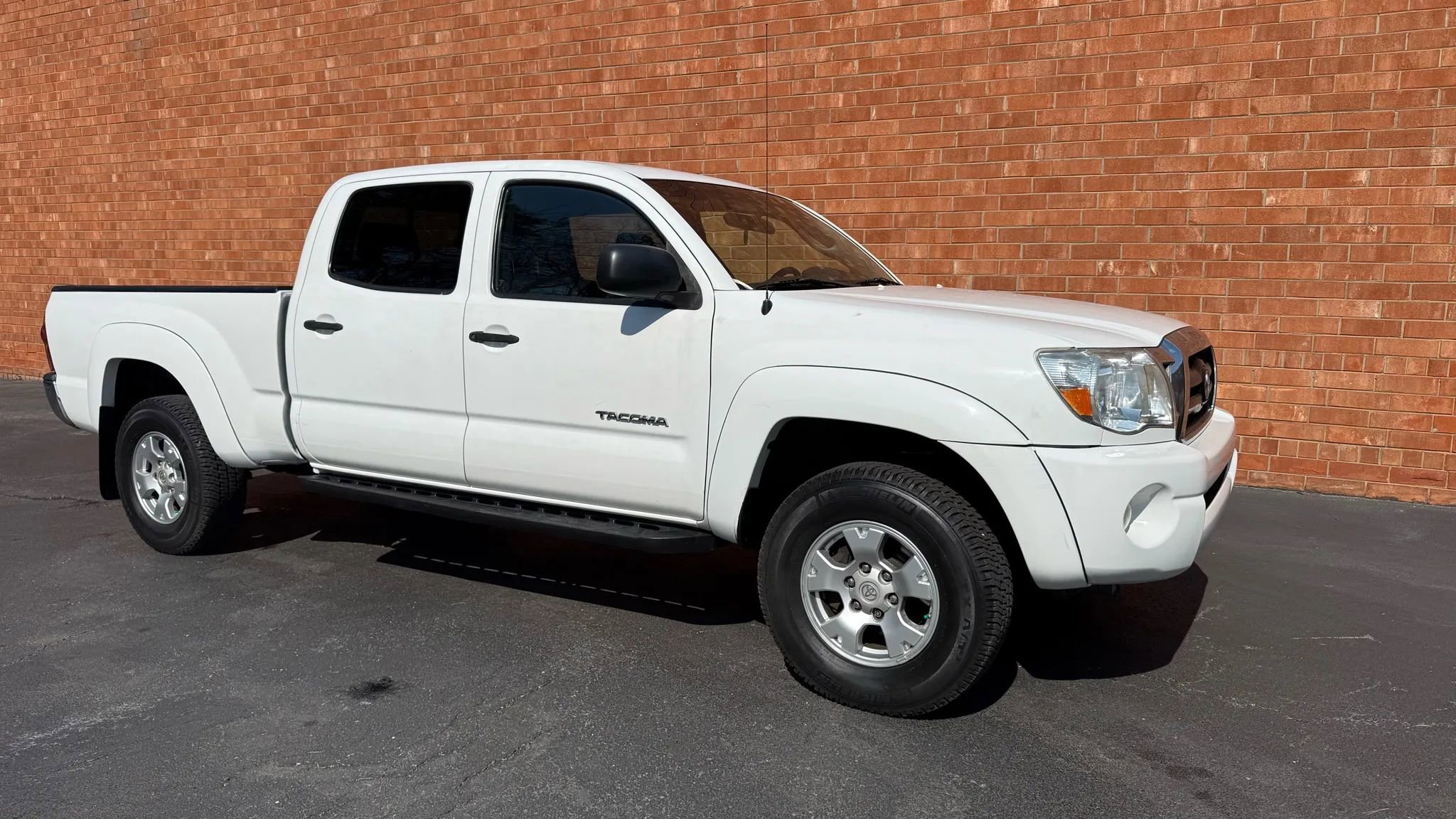 Used 2006 Toyota Tacoma 4x4 Double Cab image 3