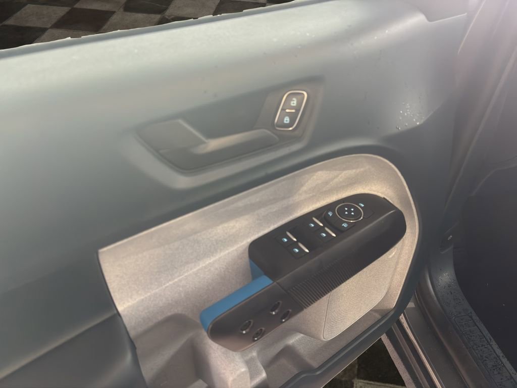 New 2026 Ford Maverick XLT image 18
