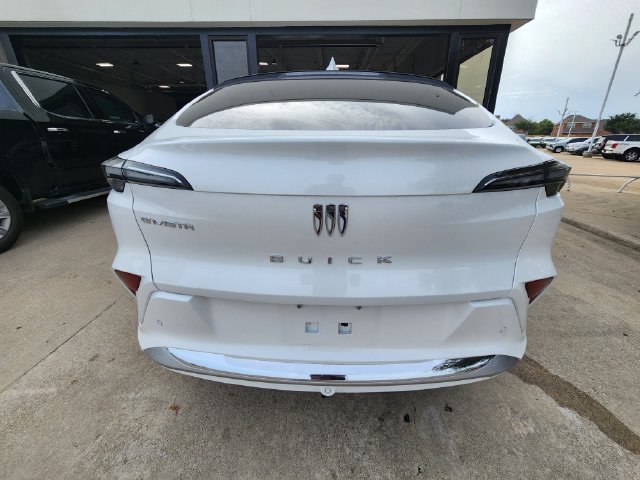 Used 2026 Buick Envista Avenir FWD image 5