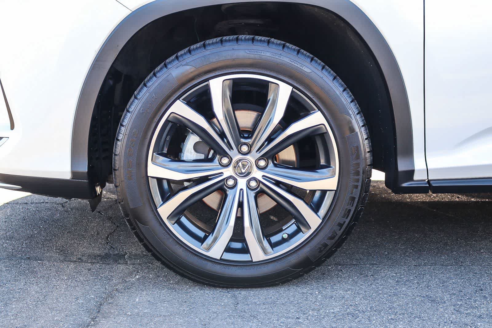 Used 2020 Lexus RX 350L FWD w/ Premium Package image 10