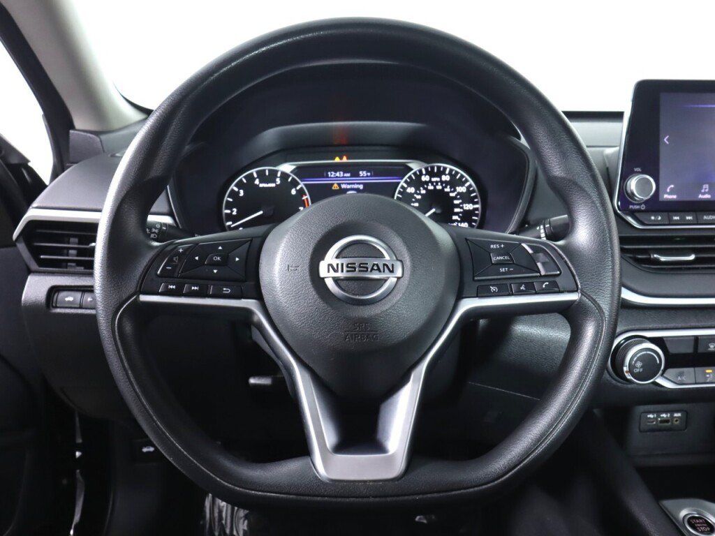 Used 2019 Nissan Altima 2.5 S FWD image 11