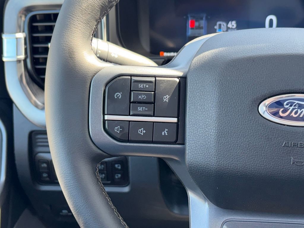 Used 2026 Ford F450 Lariat AWD/4WD image 11