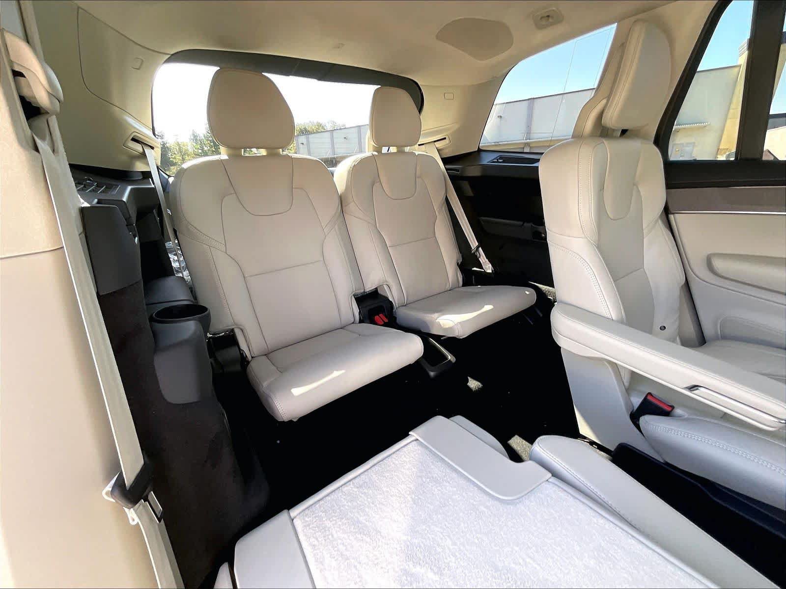 New 2027 Volvo XC90 T8 Ultra AWD/4WD image 28