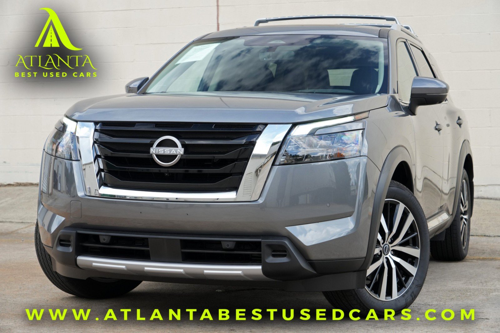 Used 2025 Nissan Pathfinder Platinum w/ Cargo Package
