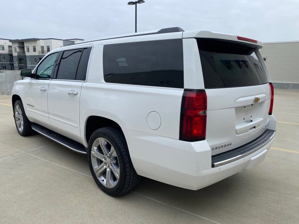 Used 2020 Chevrolet Suburban Premier AWD/4WD image 4