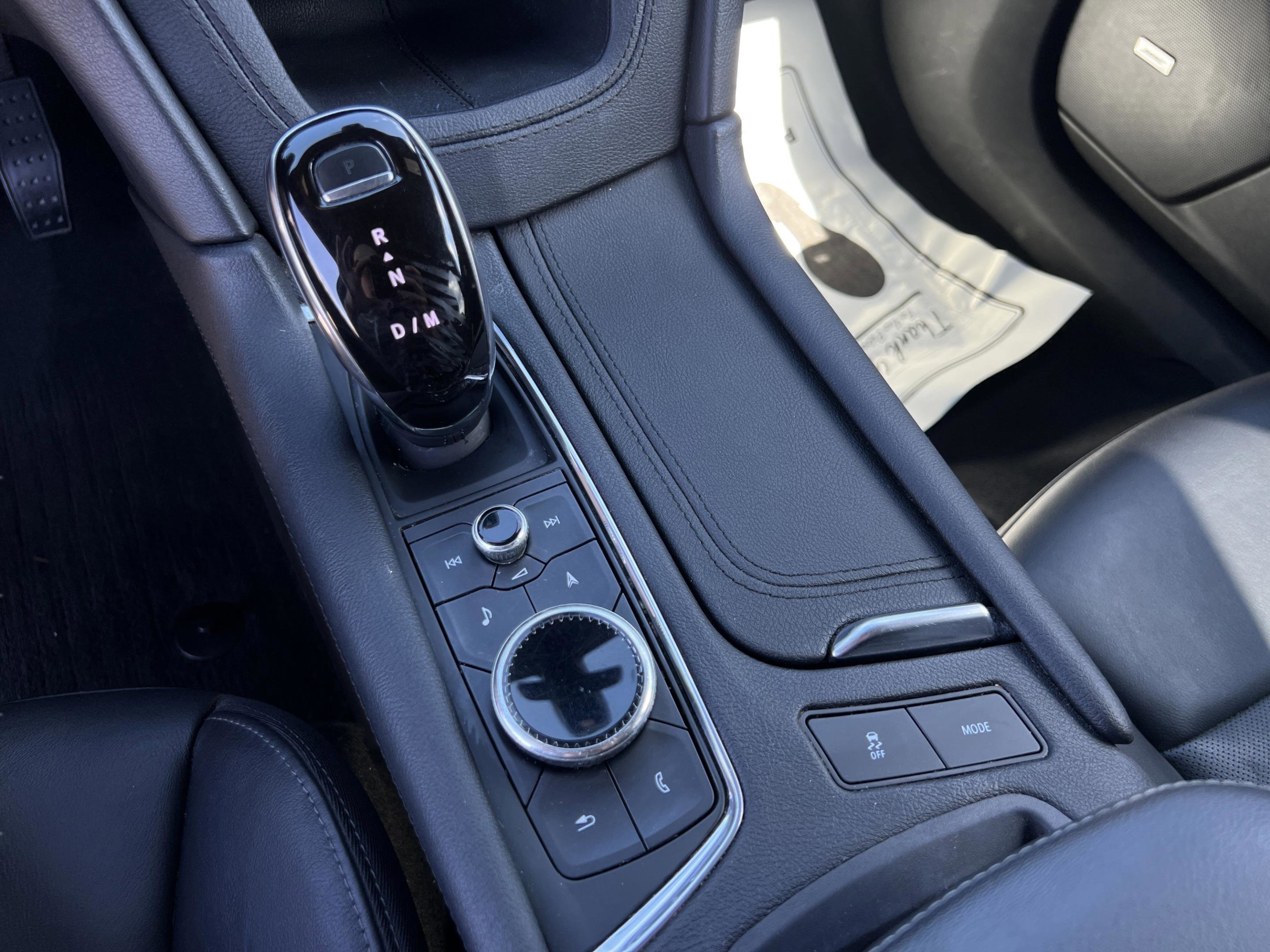 Used 2020 Cadillac XT6 Premium Luxury image 24